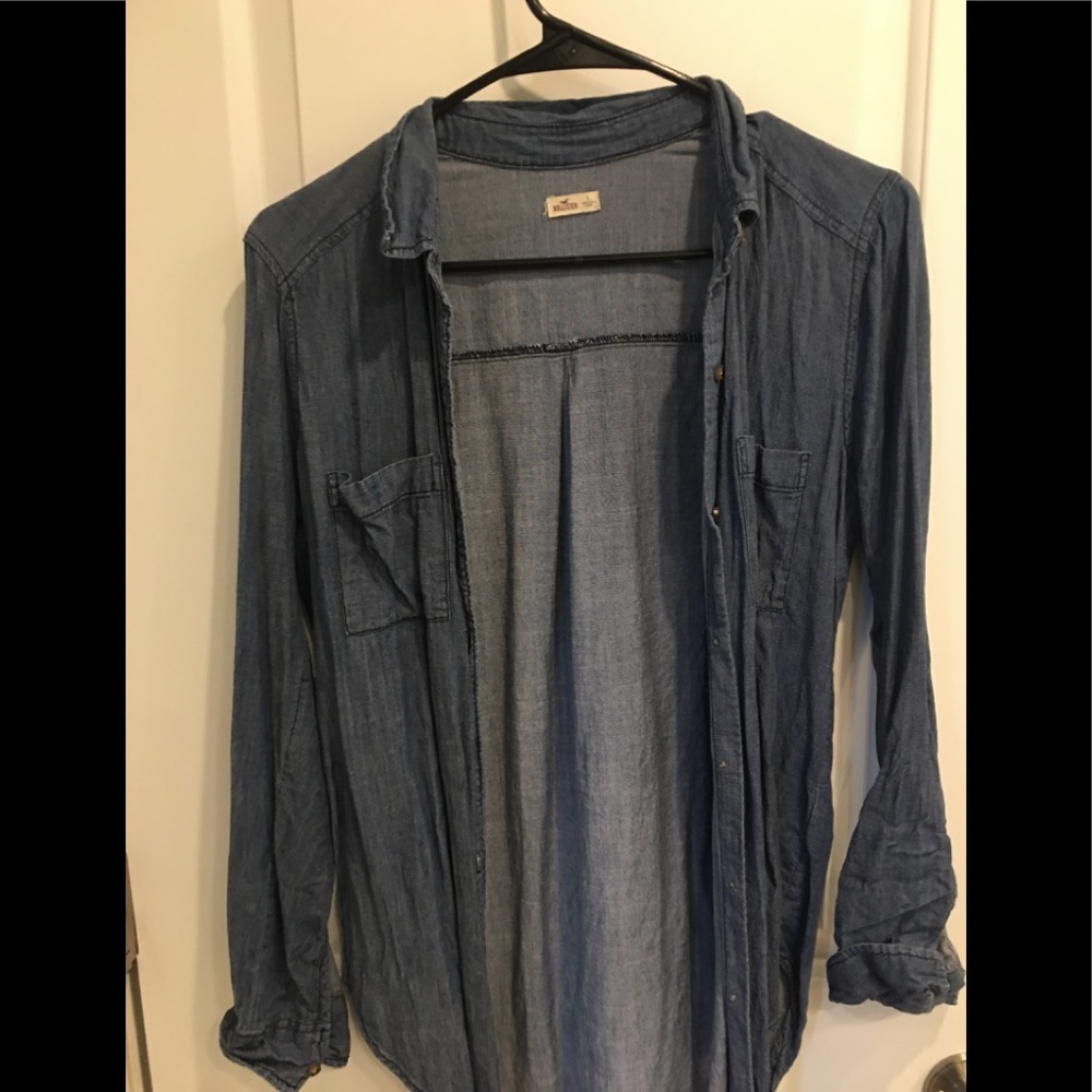 Hollister chambray Button up
